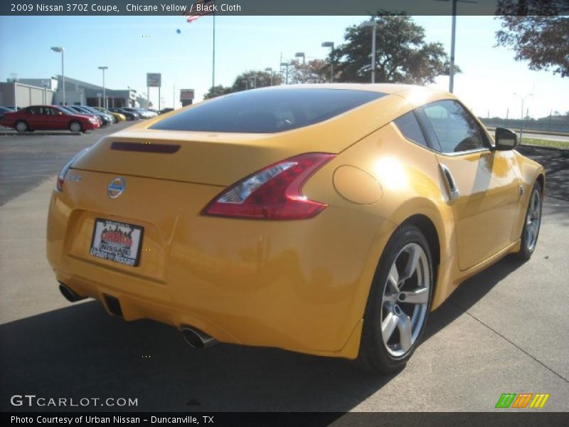 Chicane Yellow / Black Cloth 2009 Nissan 370Z Coupe