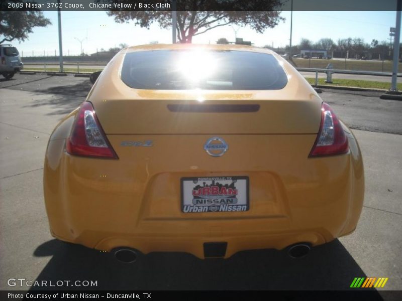 Chicane Yellow / Black Cloth 2009 Nissan 370Z Coupe