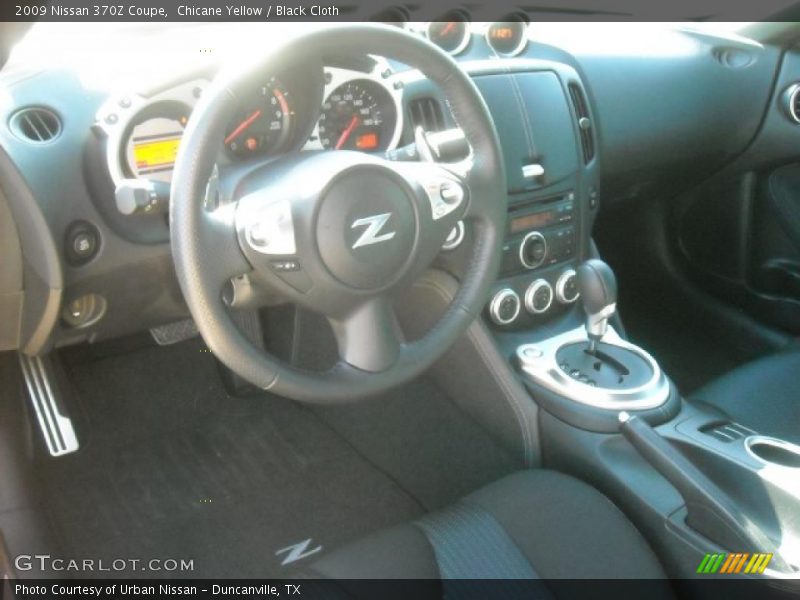 Chicane Yellow / Black Cloth 2009 Nissan 370Z Coupe