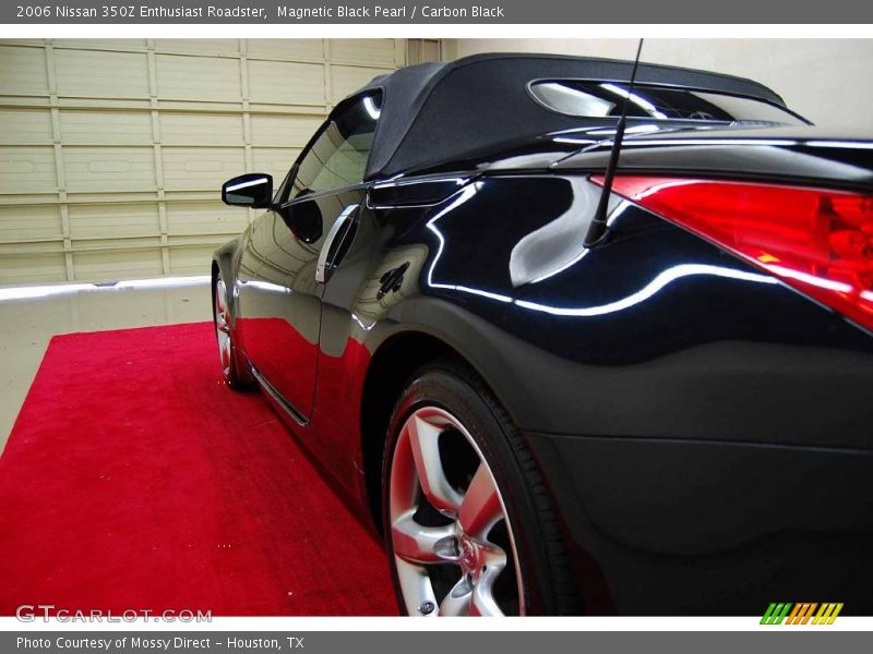 Magnetic Black Pearl / Carbon Black 2006 Nissan 350Z Enthusiast Roadster