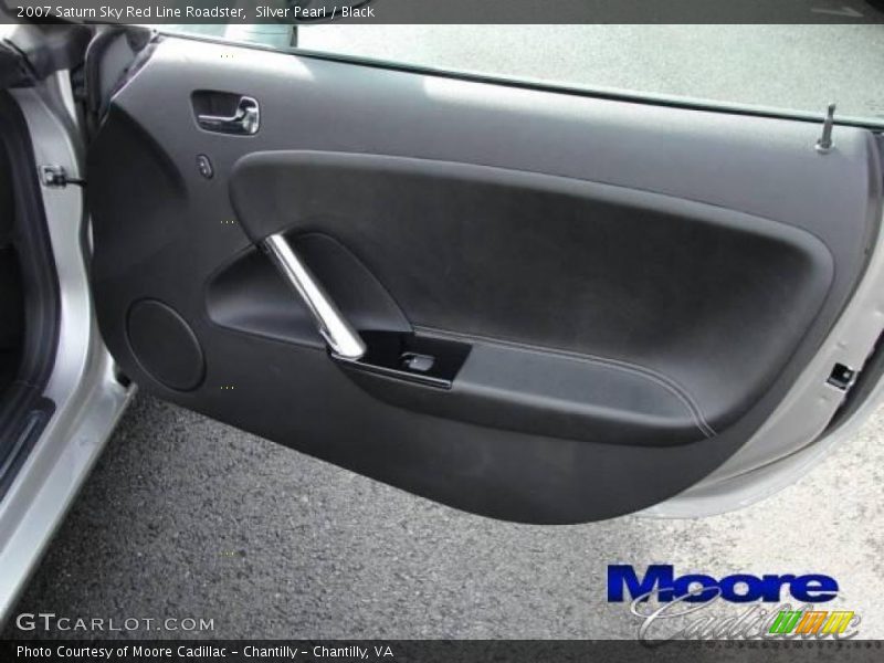 Silver Pearl / Black 2007 Saturn Sky Red Line Roadster