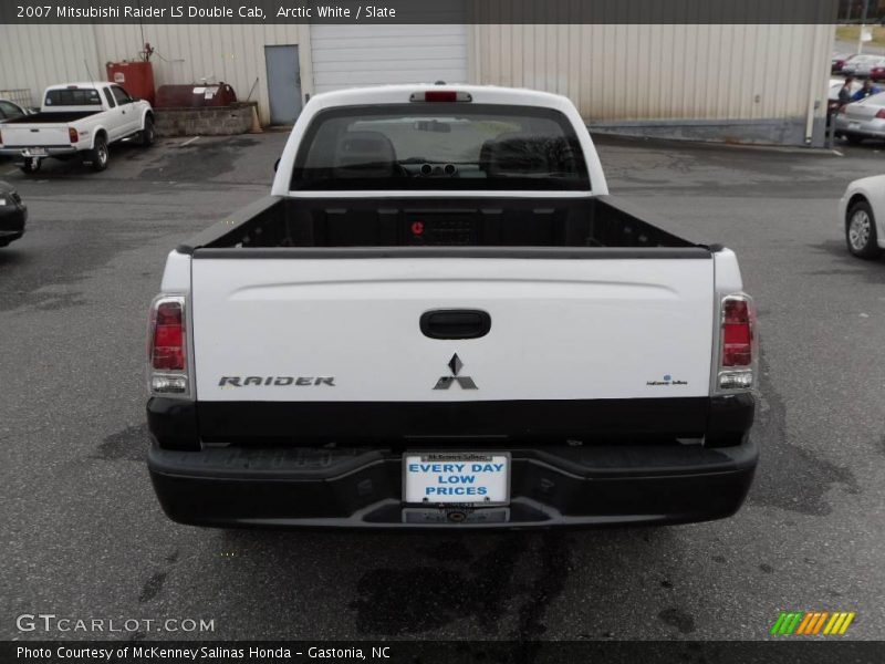 Arctic White / Slate 2007 Mitsubishi Raider LS Double Cab