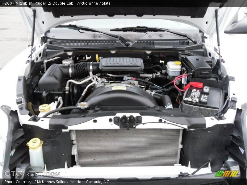 Arctic White / Slate 2007 Mitsubishi Raider LS Double Cab