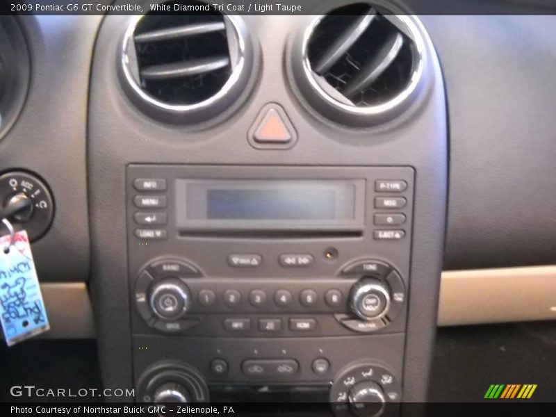 White Diamond Tri Coat / Light Taupe 2009 Pontiac G6 GT Convertible