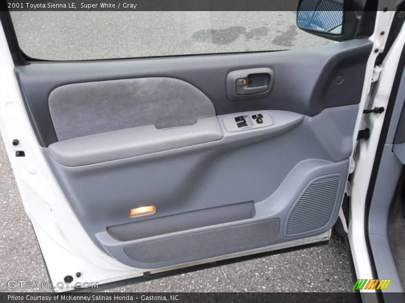 Super White / Gray 2001 Toyota Sienna LE