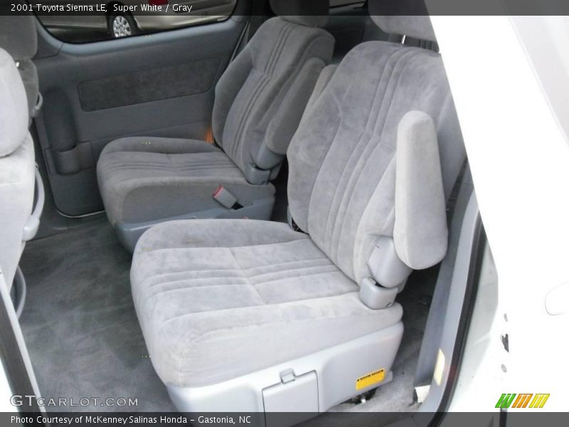 Super White / Gray 2001 Toyota Sienna LE