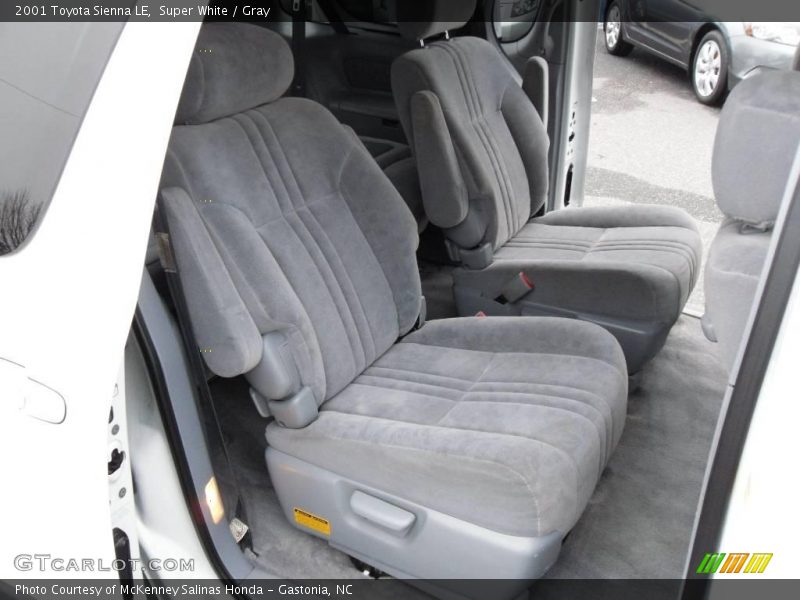 Super White / Gray 2001 Toyota Sienna LE