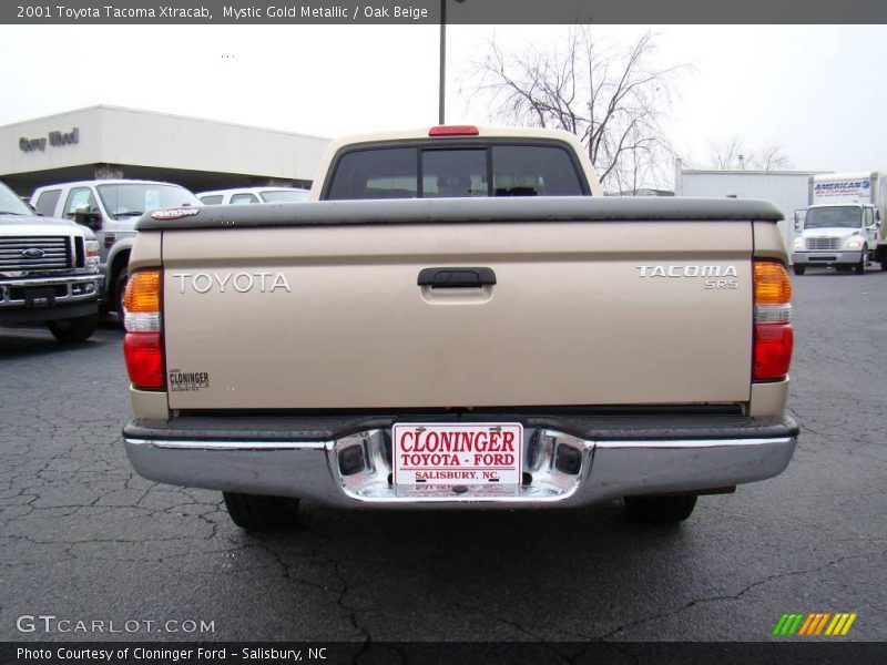 Mystic Gold Metallic / Oak Beige 2001 Toyota Tacoma Xtracab