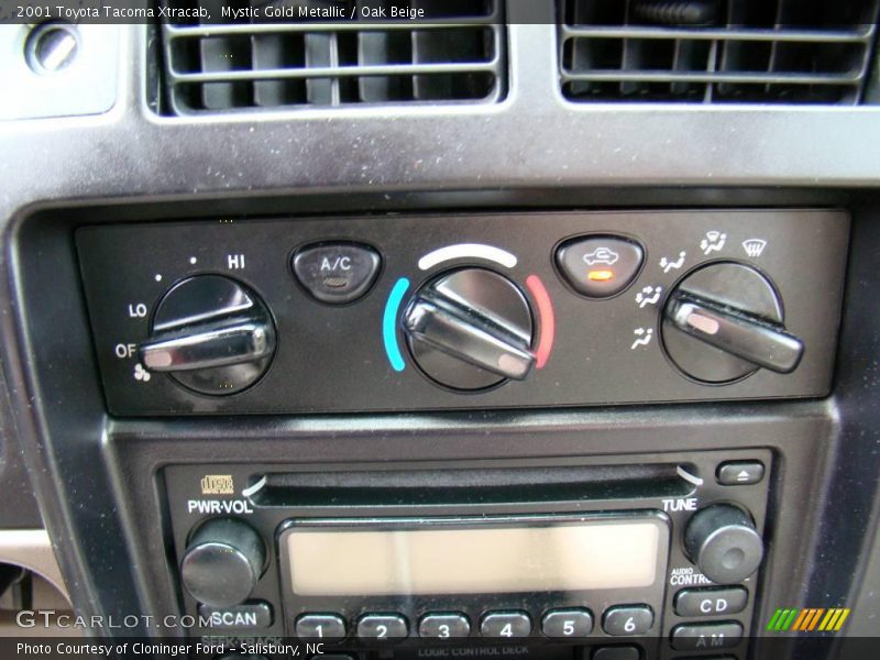 Mystic Gold Metallic / Oak Beige 2001 Toyota Tacoma Xtracab