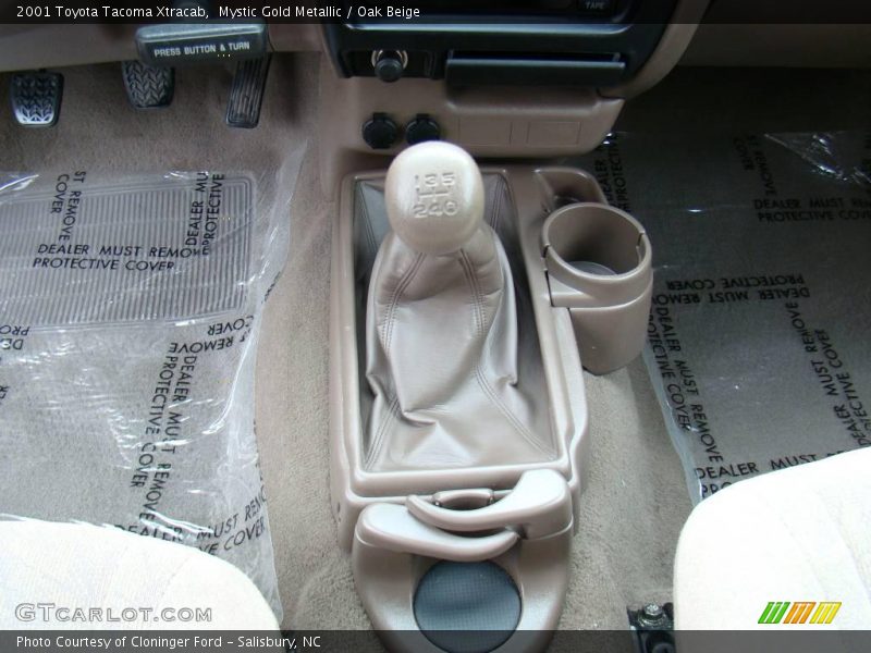 Mystic Gold Metallic / Oak Beige 2001 Toyota Tacoma Xtracab