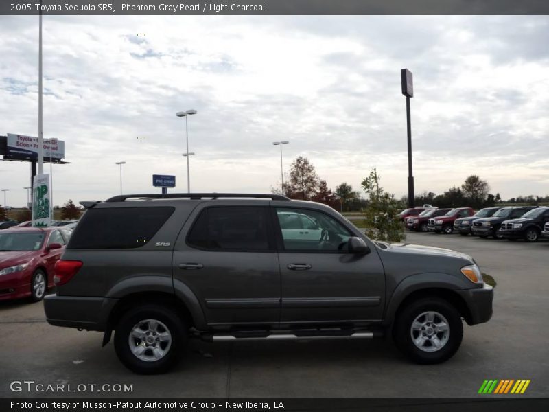 Phantom Gray Pearl / Light Charcoal 2005 Toyota Sequoia SR5