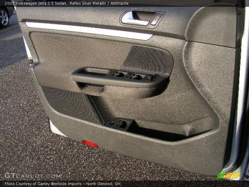 Reflex Silver Metallic / Anthracite 2007 Volkswagen Jetta 2.5 Sedan