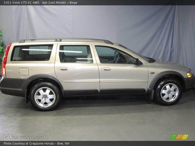 Ash Gold Metallic / Beige 2001 Volvo V70 XC AWD