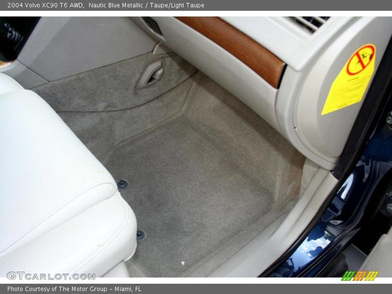 Nautic Blue Metallic / Taupe/Light Taupe 2004 Volvo XC90 T6 AWD