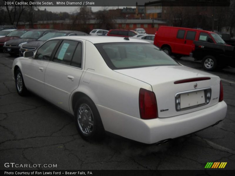 White Diamond / Shale 2004 Cadillac DeVille Sedan