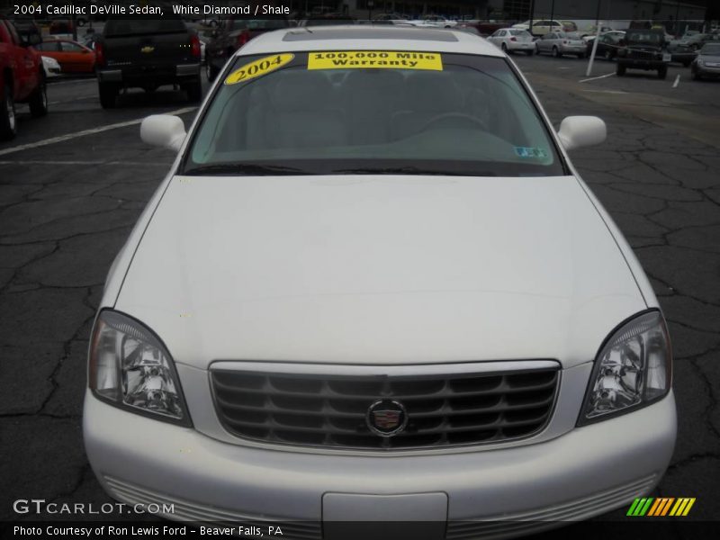 White Diamond / Shale 2004 Cadillac DeVille Sedan