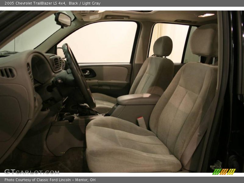 Black / Light Gray 2005 Chevrolet TrailBlazer LS 4x4