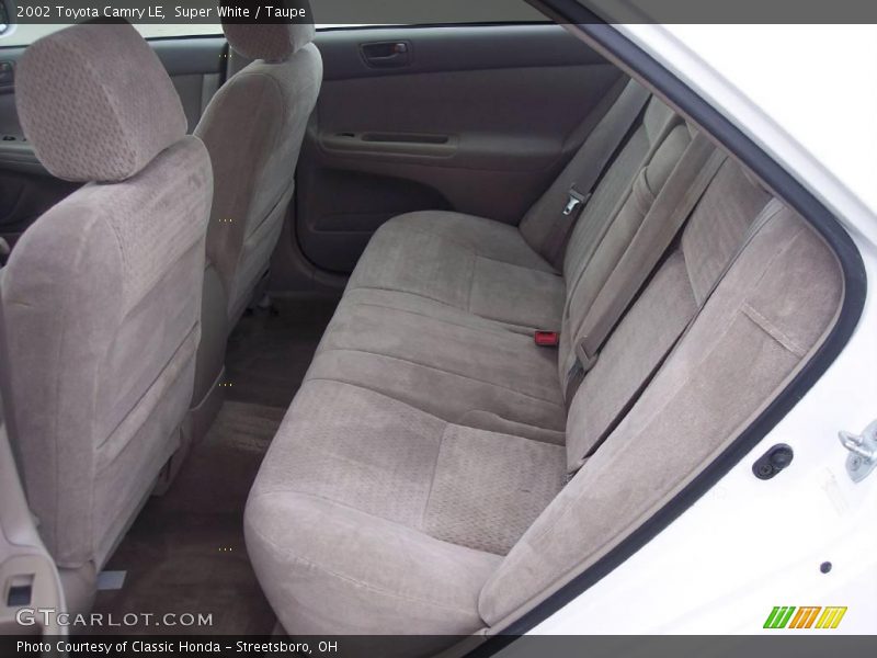 Super White / Taupe 2002 Toyota Camry LE