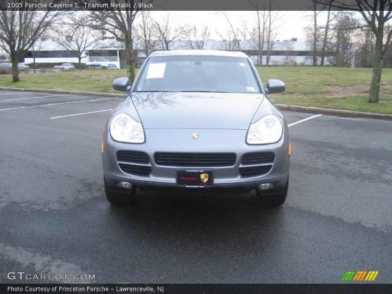 Titanium Metallic / Black 2005 Porsche Cayenne S