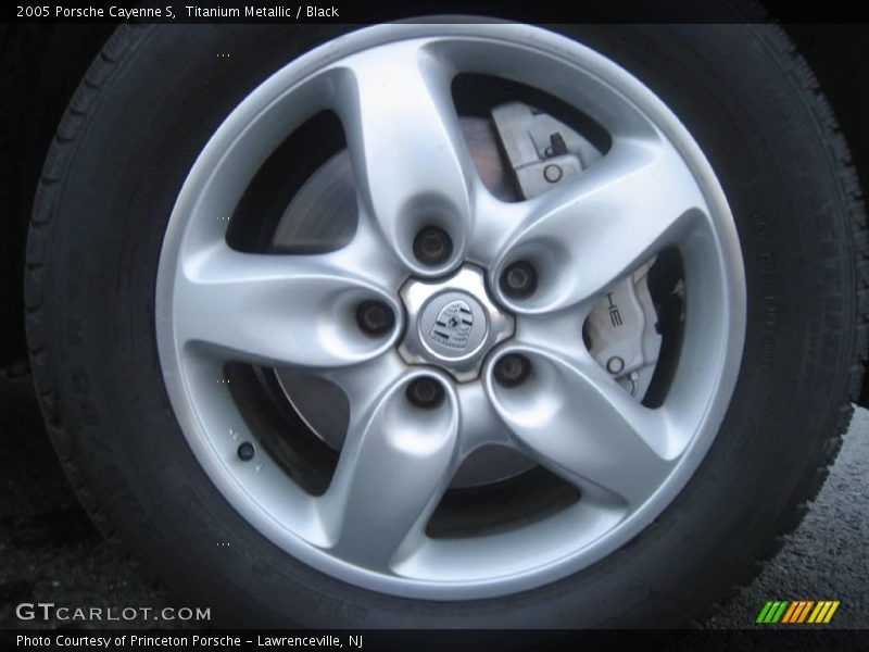 Titanium Metallic / Black 2005 Porsche Cayenne S