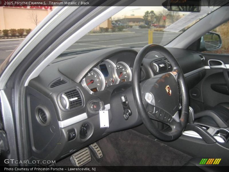 Titanium Metallic / Black 2005 Porsche Cayenne S