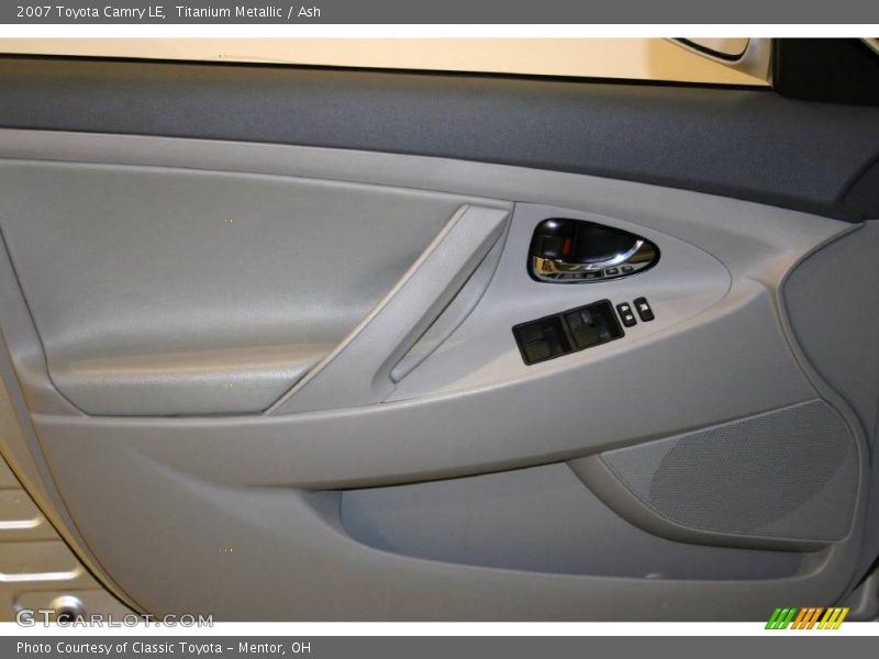 Titanium Metallic / Ash 2007 Toyota Camry LE