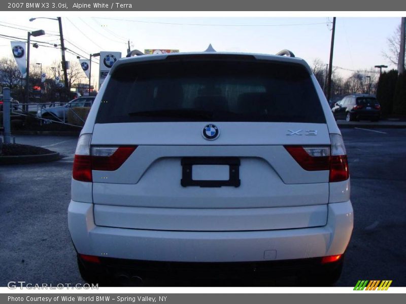 Alpine White / Terra 2007 BMW X3 3.0si