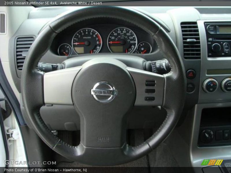 Avalanche White / Desert 2005 Nissan Pathfinder SE 4x4