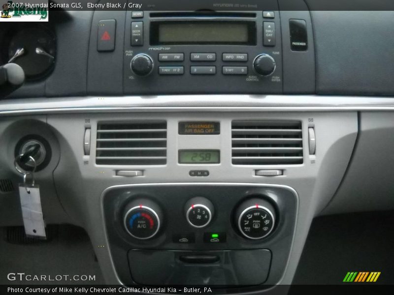 Ebony Black / Gray 2007 Hyundai Sonata GLS