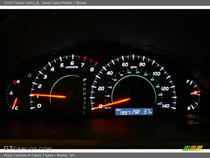 Desert Sand Metallic / Bisque 2009 Toyota Camry LE