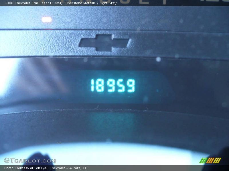 Silverstone Metallic / Light Gray 2008 Chevrolet TrailBlazer LS 4x4