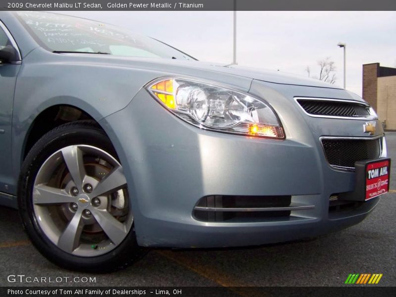 Golden Pewter Metallic / Titanium 2009 Chevrolet Malibu LT Sedan