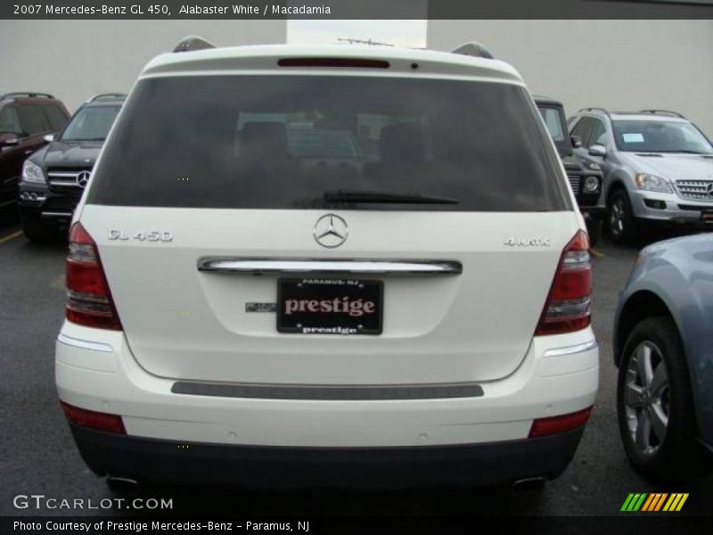 Alabaster White / Macadamia 2007 Mercedes-Benz GL 450