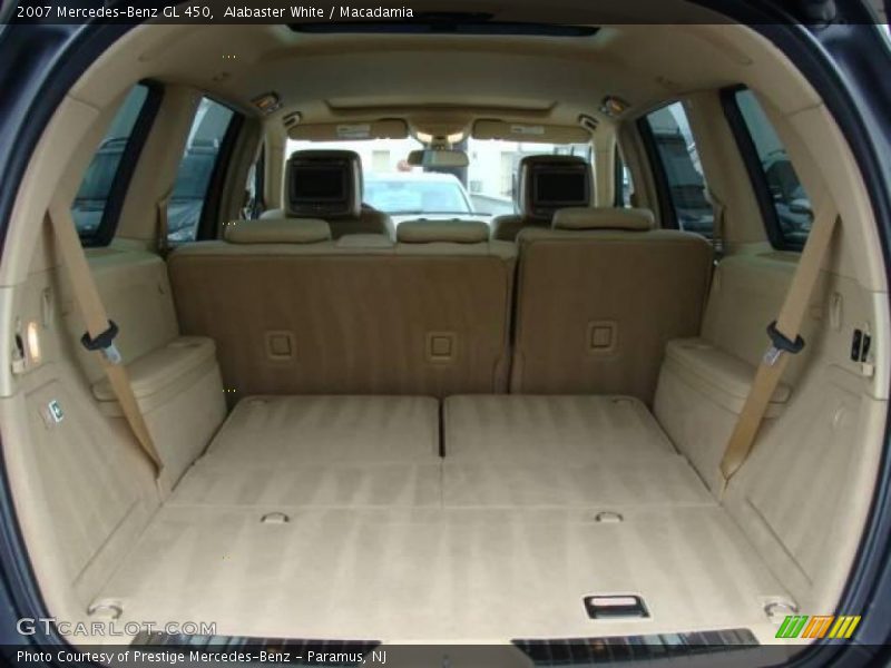 Alabaster White / Macadamia 2007 Mercedes-Benz GL 450