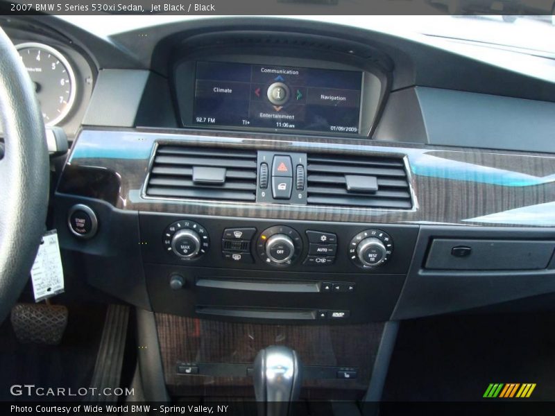 Jet Black / Black 2007 BMW 5 Series 530xi Sedan