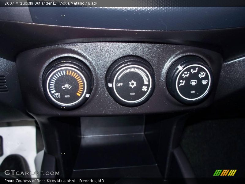 Aqua Metallic / Black 2007 Mitsubishi Outlander LS