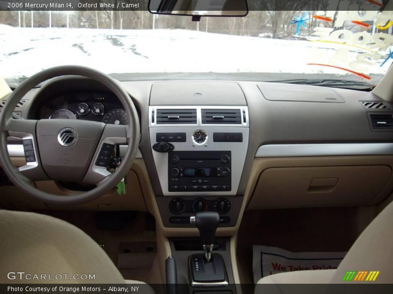 Oxford White / Camel 2006 Mercury Milan I4