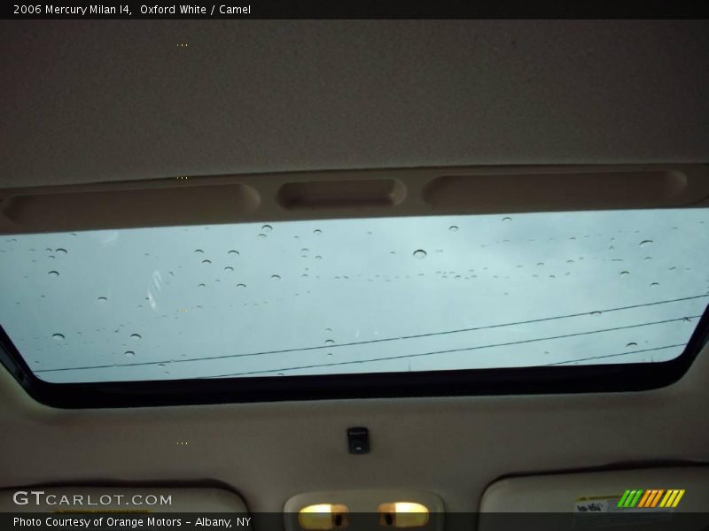 Oxford White / Camel 2006 Mercury Milan I4