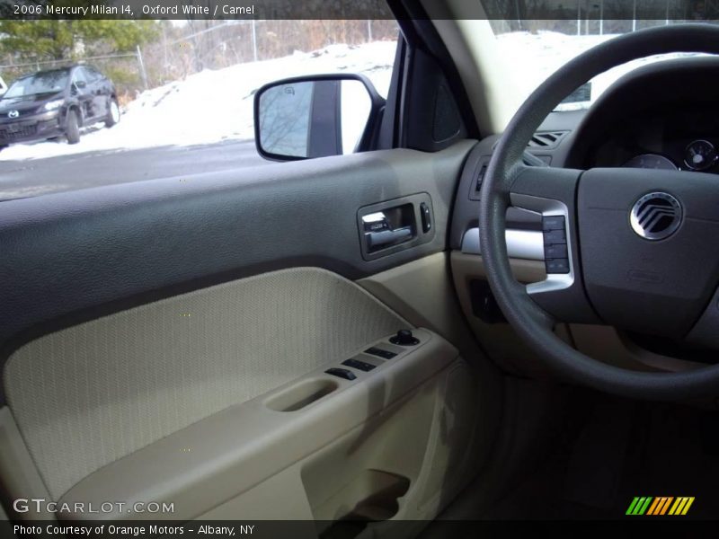 Oxford White / Camel 2006 Mercury Milan I4
