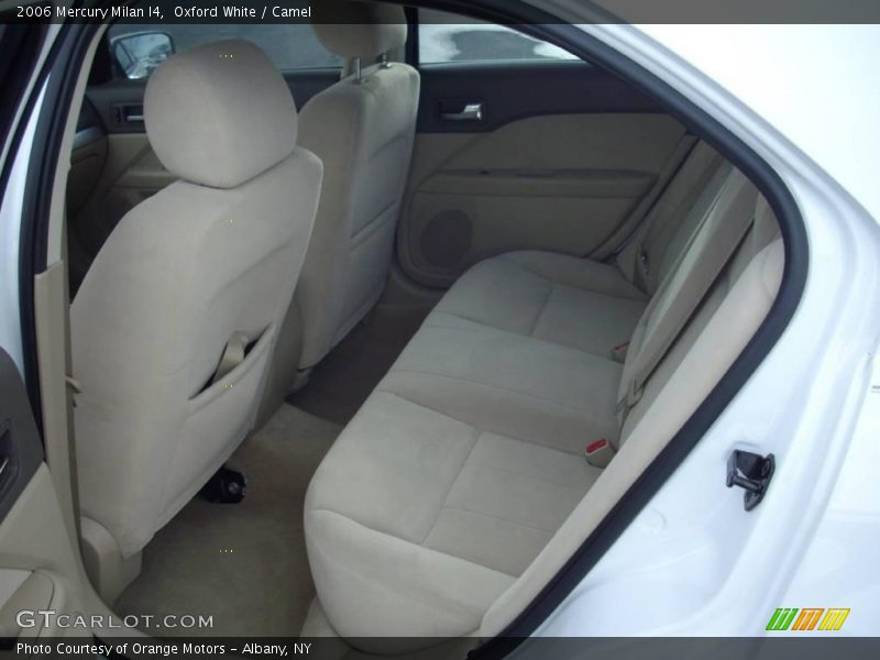 Oxford White / Camel 2006 Mercury Milan I4