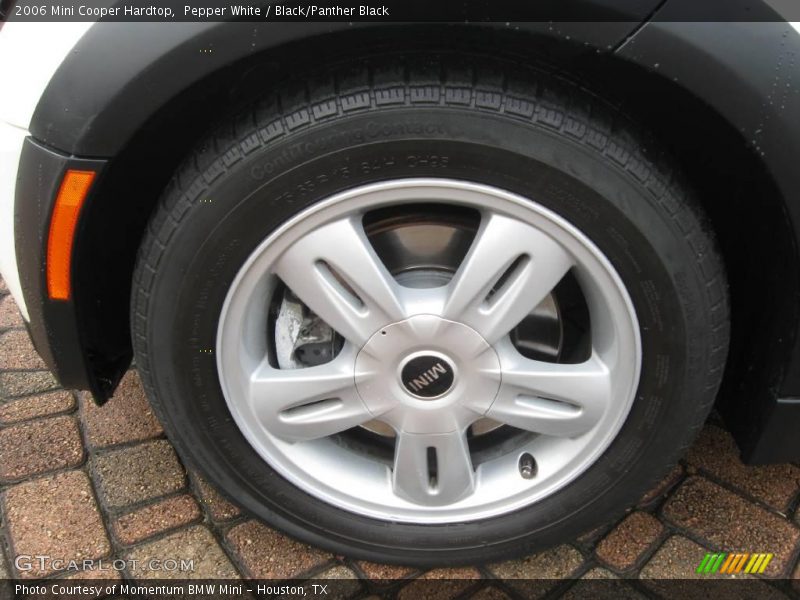 Pepper White / Black/Panther Black 2006 Mini Cooper Hardtop