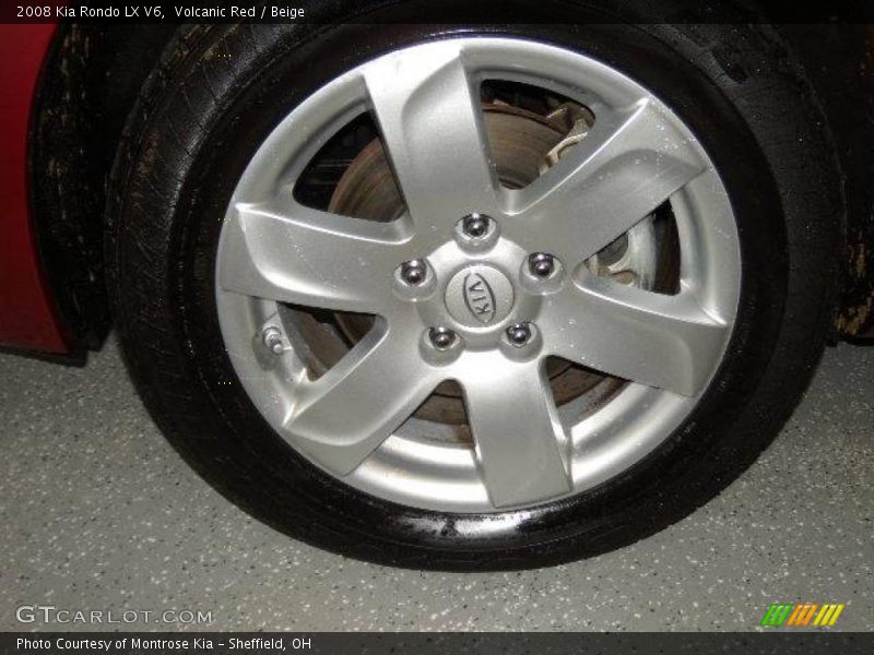Volcanic Red / Beige 2008 Kia Rondo LX V6