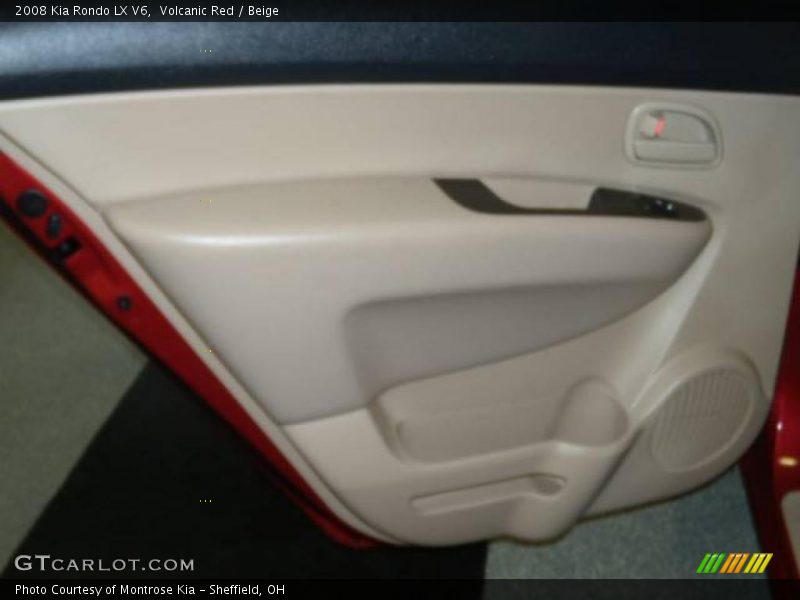 Volcanic Red / Beige 2008 Kia Rondo LX V6
