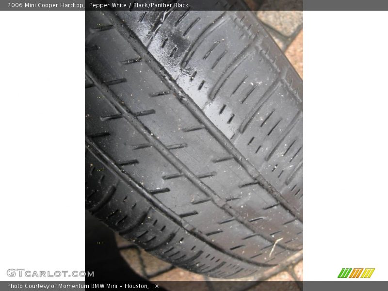 Pepper White / Black/Panther Black 2006 Mini Cooper Hardtop