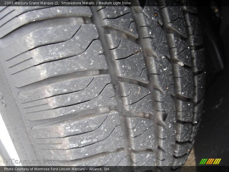 Smokestone Metallic / Medium Light Stone 2009 Mercury Grand Marquis LS