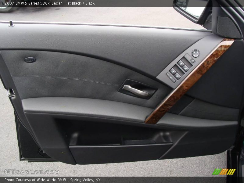 Jet Black / Black 2007 BMW 5 Series 530xi Sedan