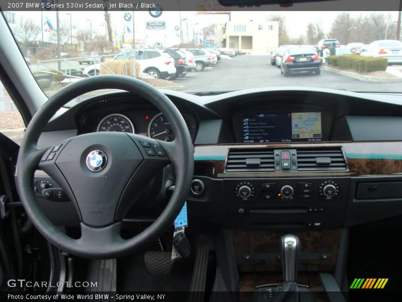 Jet Black / Black 2007 BMW 5 Series 530xi Sedan