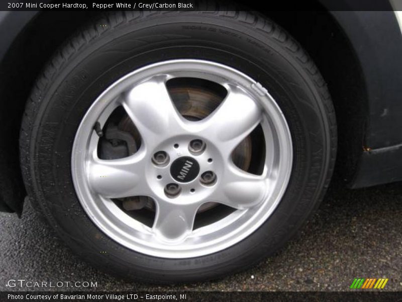 Pepper White / Grey/Carbon Black 2007 Mini Cooper Hardtop