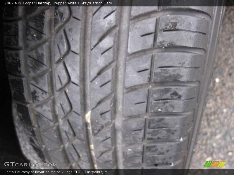 Pepper White / Grey/Carbon Black 2007 Mini Cooper Hardtop