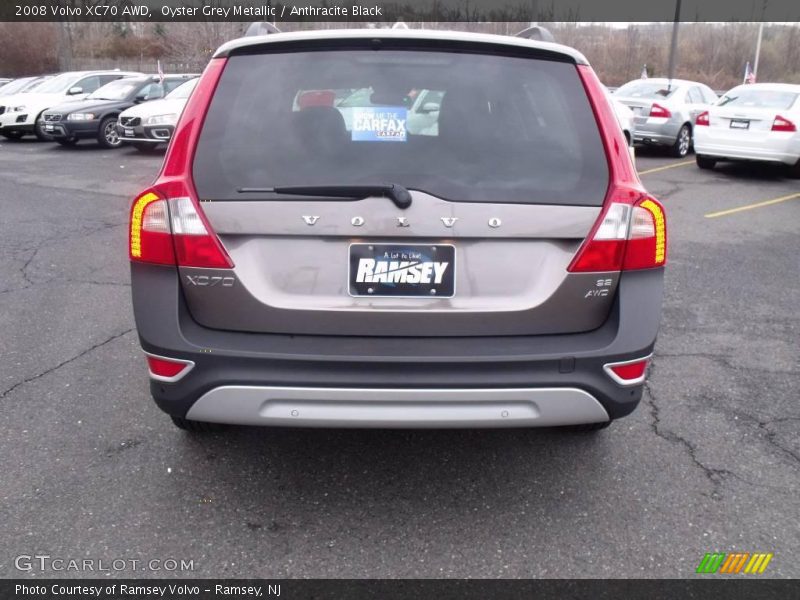 Oyster Grey Metallic / Anthracite Black 2008 Volvo XC70 AWD